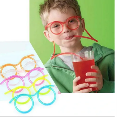 Funny Straw Drinking Glasses (Random Color)